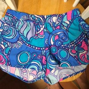 Lilly Pulitzer Run Around Shorts Size S